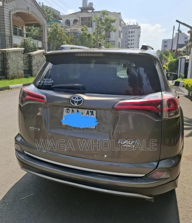 Toyota RAV4 2016
