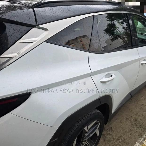 Hyundai Tucson 2021 White