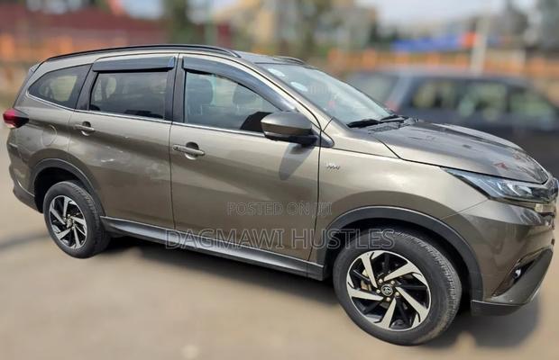 Toyota Rush 2022 Gray