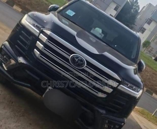 Toyota Land Cruiser 2023 Black