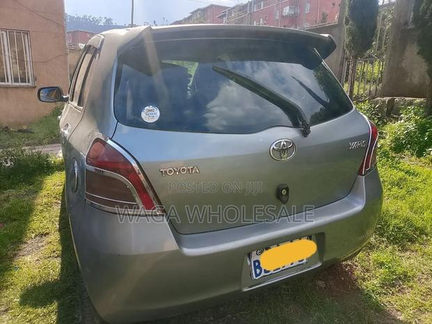 Toyota Yaris 2007 Gray