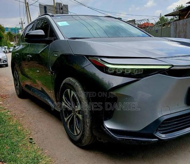 New Toyota bZ4X 2025 Gray