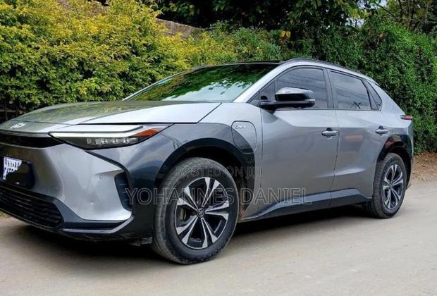 New Toyota bZ4X 2025 Gray