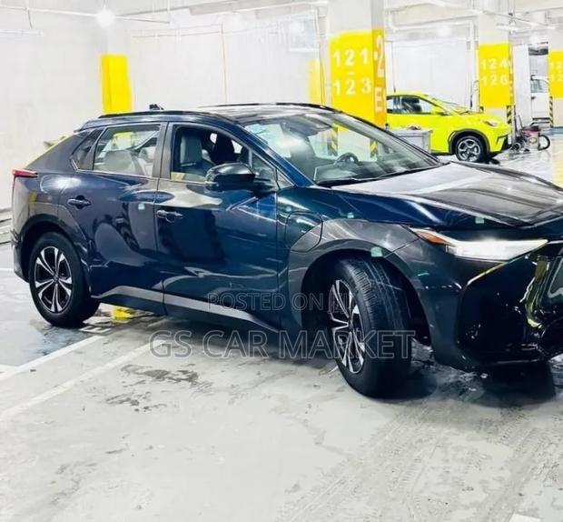 Toyota bZ4X 71.4 kWh FWD 2022 Teal