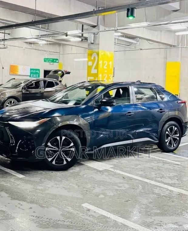 Toyota bZ4X 71.4 kWh FWD 2022 Teal