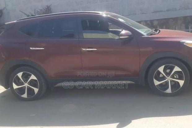 Hyundai Tucson 2016 Brown
