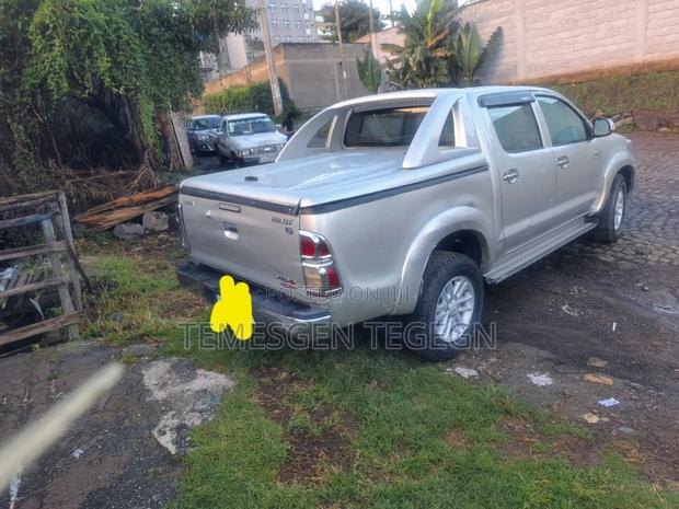 Toyota Hilux 2014