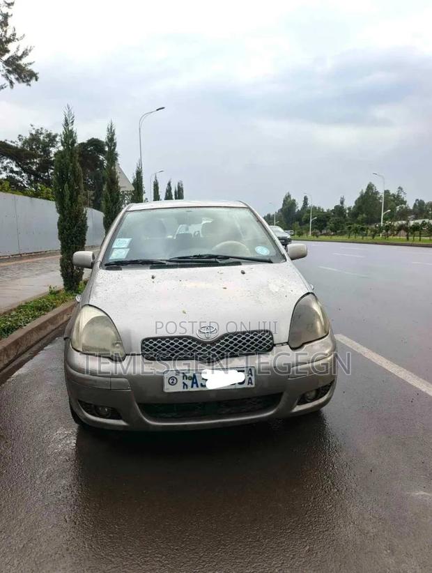 Toyota Yaris 2005