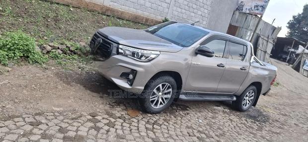 Toyota Hilux 2020