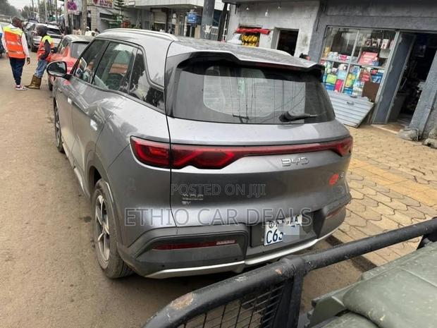 BYD Yuan Up 2024 Gray