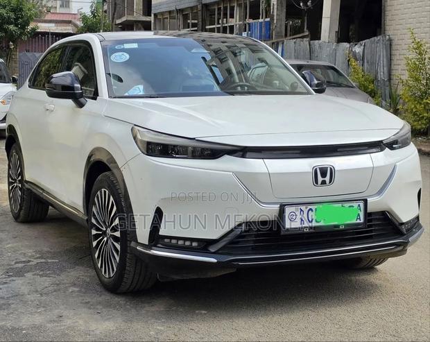 Honda e:NS1 2023 White