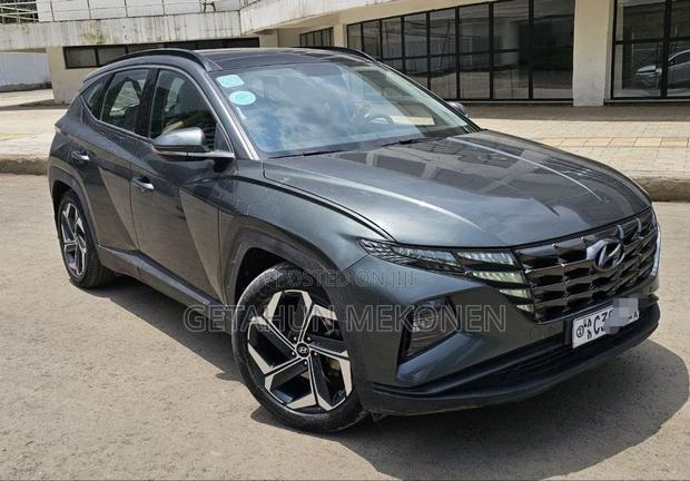 Hyundai Tucson 2022 Gray