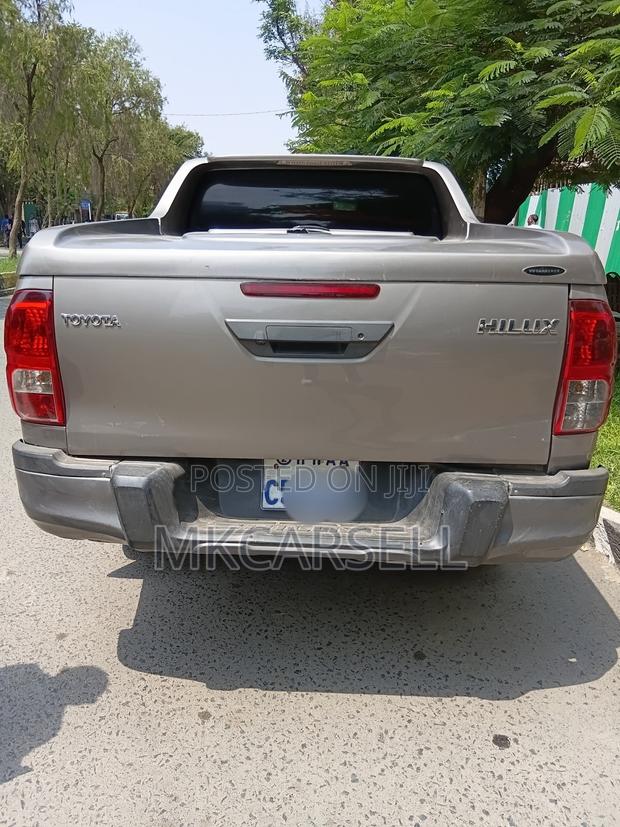 Toyota Hilux Revo Double Cab Deisel 2.4 RWD 2020 Burgundy