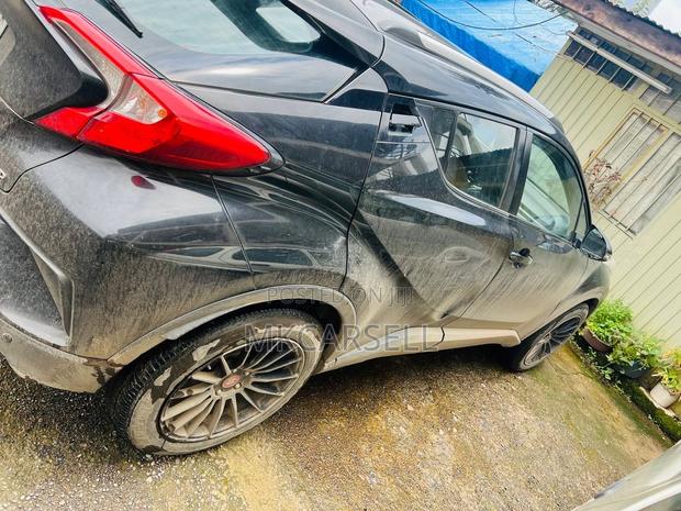 Toyota C-HR 2020 Black