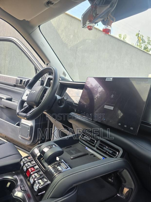 BYD Leopard 5 2025 Black