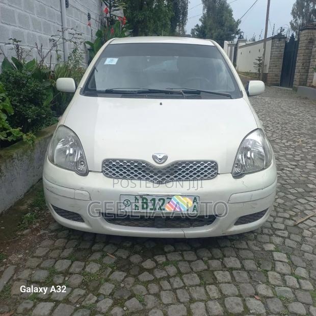 Toyota Vitz 2004