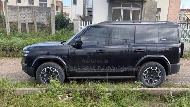 BYD Leopard 7 2025 Matt Black