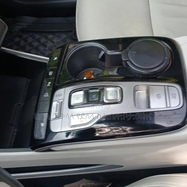 Hyundai Tucson 2022 Orange