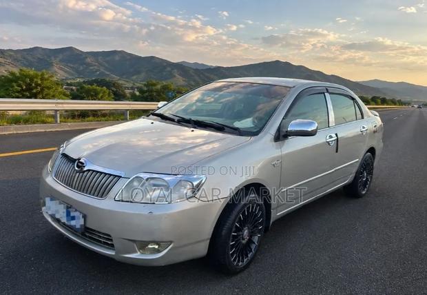 Toyota Corolla 2006 Ivory