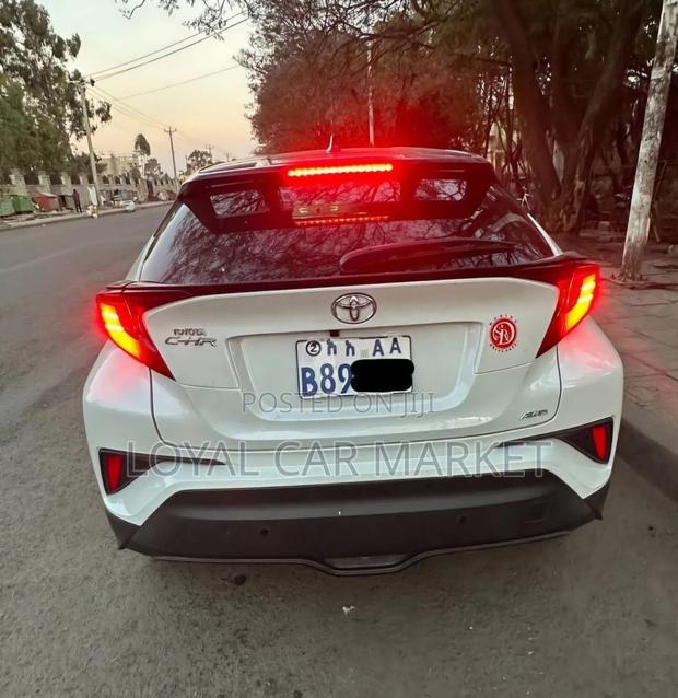 Toyota C-HR 2022 White
