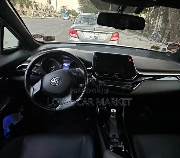 Toyota C-HR 2022 White