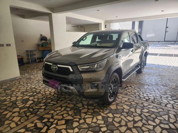 Toyota Hilux 2023