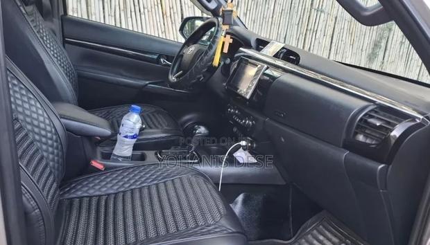 Toyota Hilux 2020