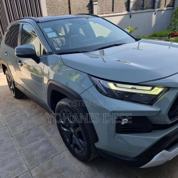 Toyota RAV4 2023