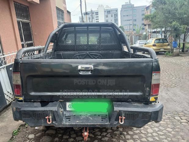 Toyota Hilux 1999 Black