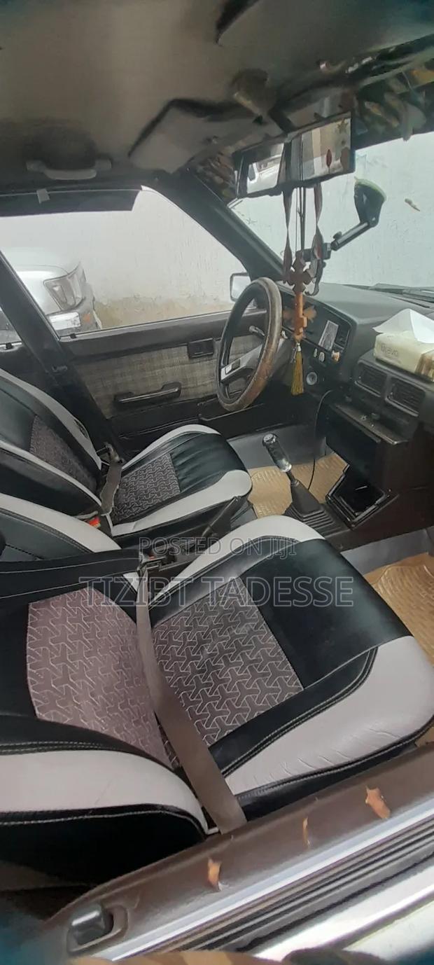 Toyota Corolla 1986 Silver