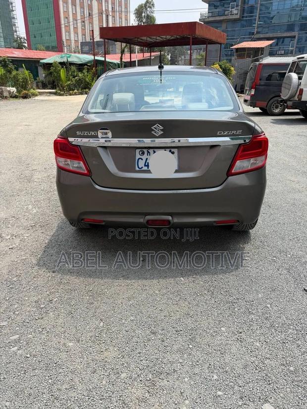 Suzuki Dzire 2022 Gray
