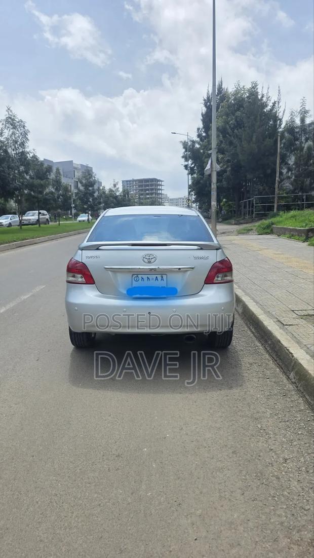 Toyota Yaris 2009 Silver