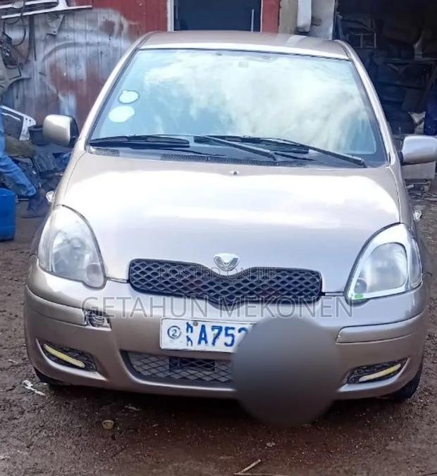 Toyota Vitz 2004