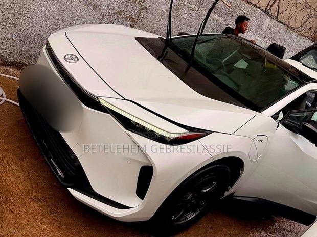 New Toyota bZ4X 2024 White