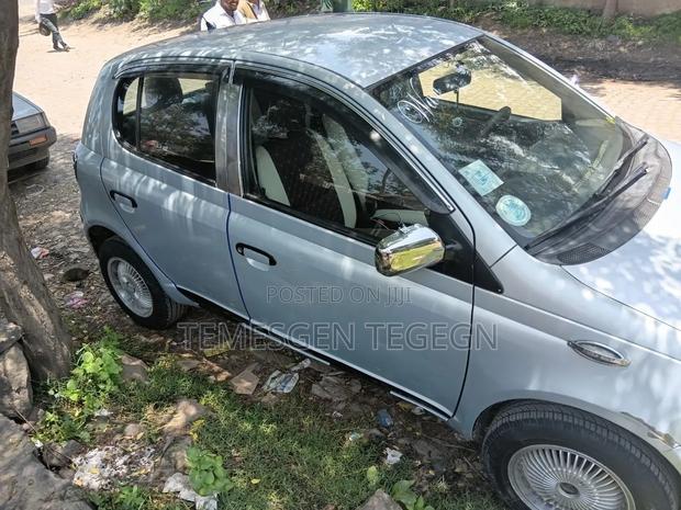 Toyota Vitz 2004