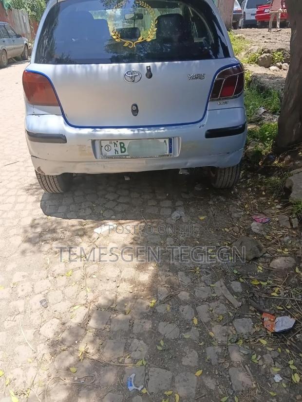 Toyota Vitz 2004