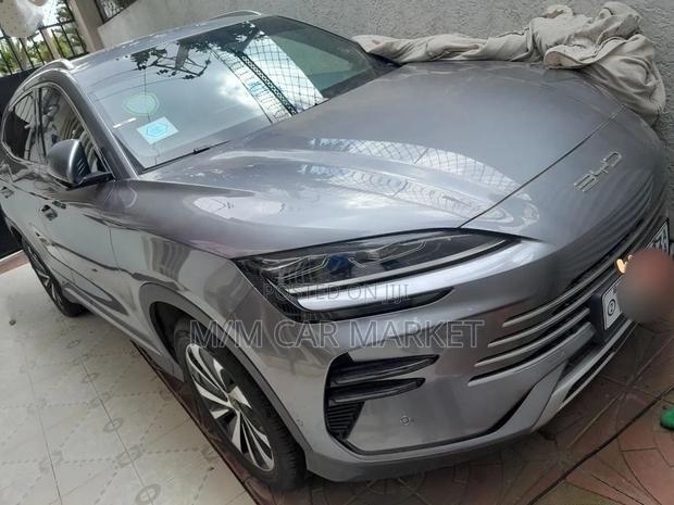 BYD Song Plus DM-i 2024 Gray
