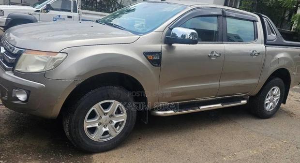 Ford Ranger 2015 Blue