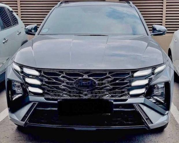 New Hyundai Tucson Limited AWD 2025 Gray