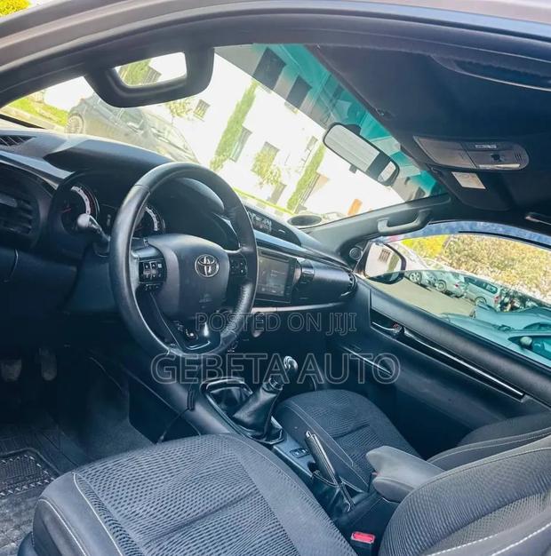 Toyota Hilux 2020