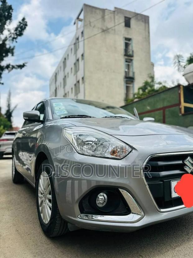 Suzuki Dzire 2022 Silver