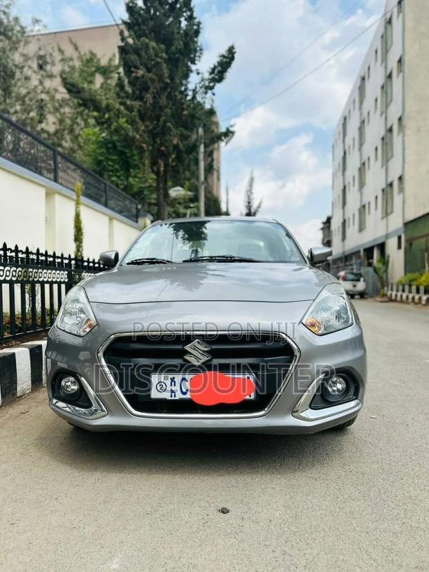 Suzuki Dzire 2022 Silver