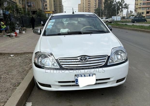 Toyota Corolla 2005 White