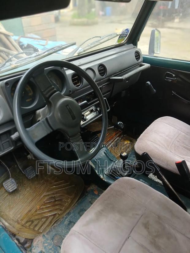 Suzuki Swift 2020 Green
