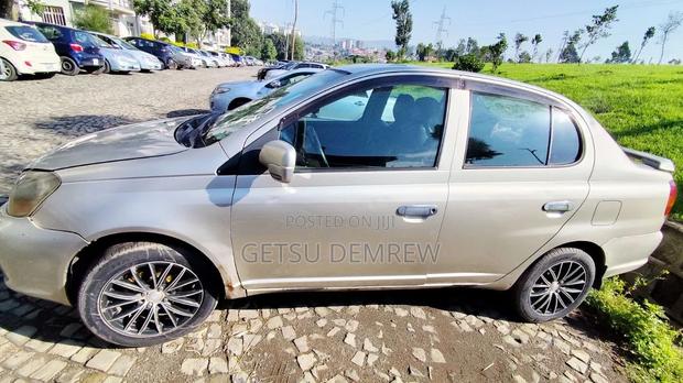 Toyota Aristo 2004 Beige