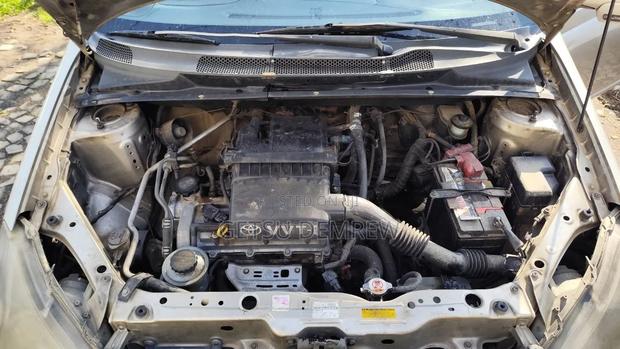 Toyota Aristo 2004 Beige