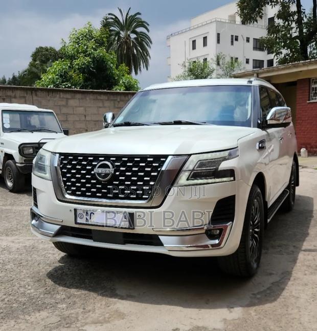 Nissan Patrol 2016 White