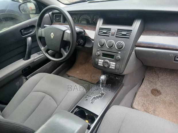 Renault Safrane 2009 Matt Black