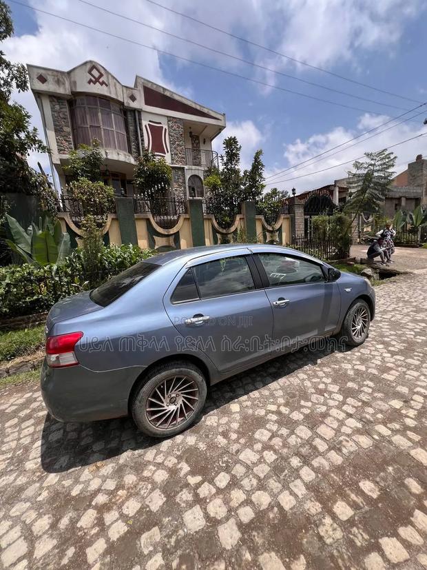 Toyota Yaris 2007 Beige