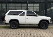 Nissan Pathfinder 1987 White for sale